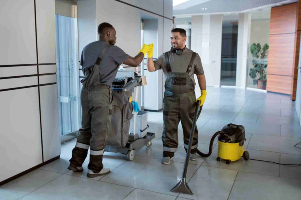 Why Commercial Cleaning Swindon Is Essential for a Healthy Workplace-1