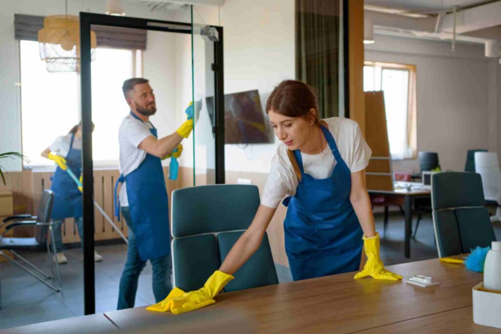 How to Choose the Best Bristol Cleaning Services A Complete Guide-1
